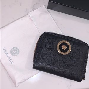 Versace Medusa Leather Wallet  *Black* For Sale!